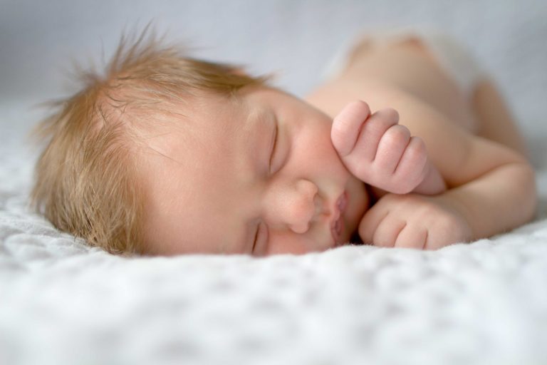 newborn-portrait-photographer-g