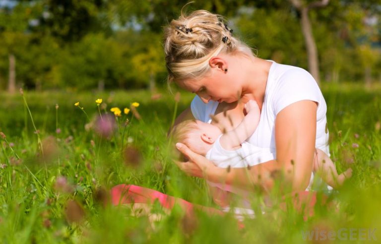 Da li davati čaj od komorača protiv grčeva bebi koja doji?