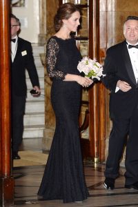 catherine-duchess-of-cambridge_glamour_14nov14_pa_b_592x888