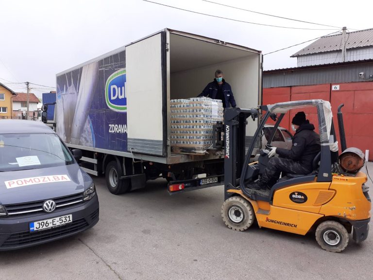 Lactalis BH nastavlja sa humanom misijom: Uručena donacija Udruženju Pomozi.ba